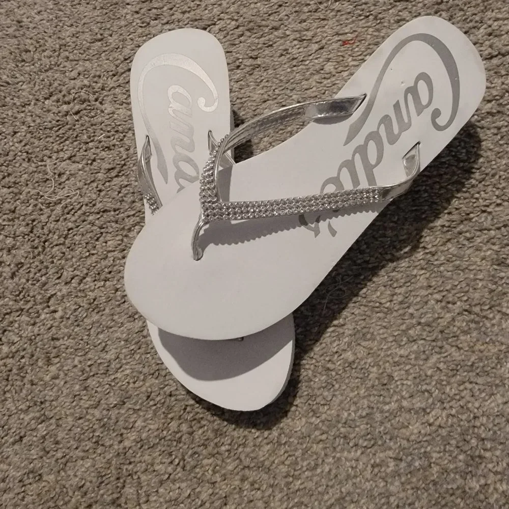 Sandals - Picture 1 of 2